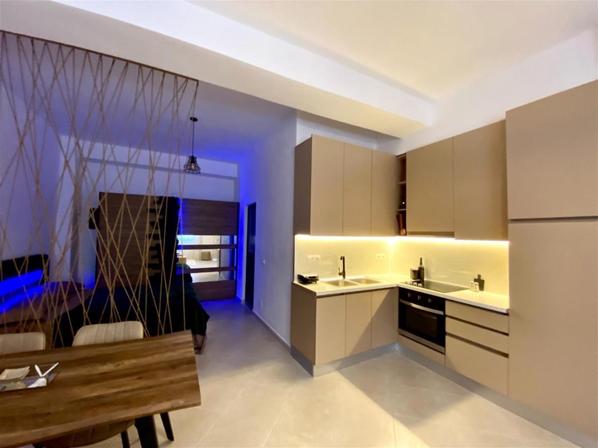 Luxury Apartments In City Center ドゥラス エクステリア 写真