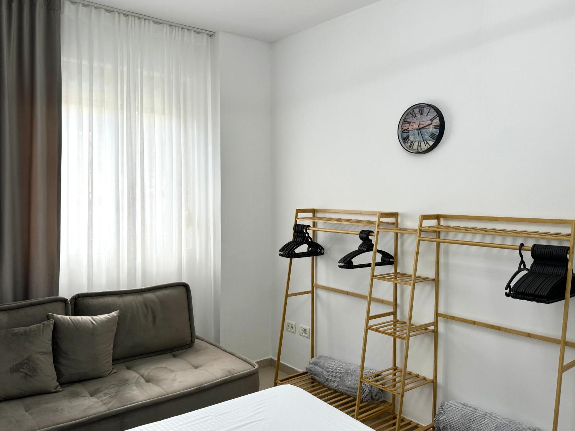 Luxury Apartments In City Center ドゥラス エクステリア 写真