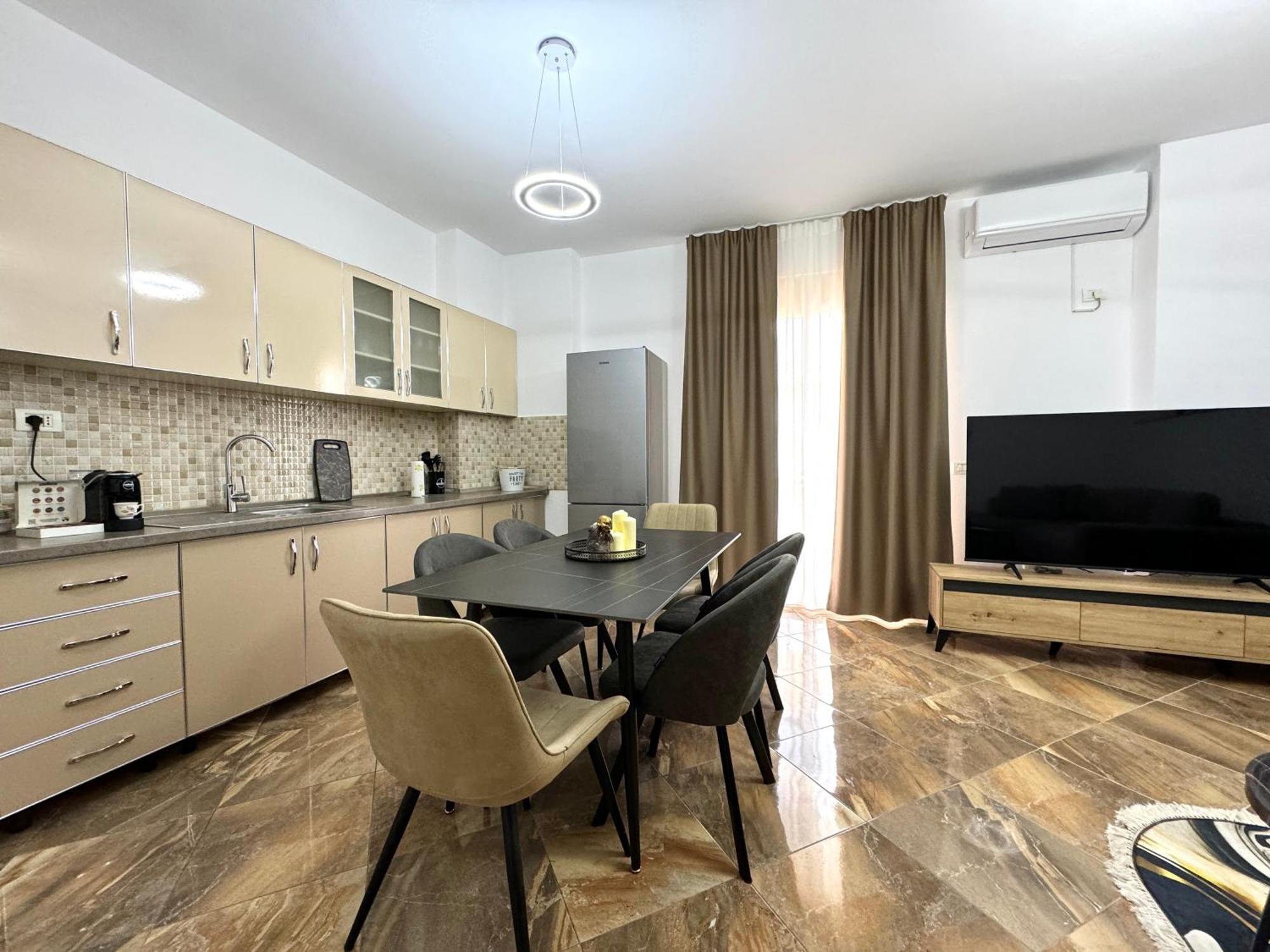Luxury Apartments In City Center ドゥラス エクステリア 写真