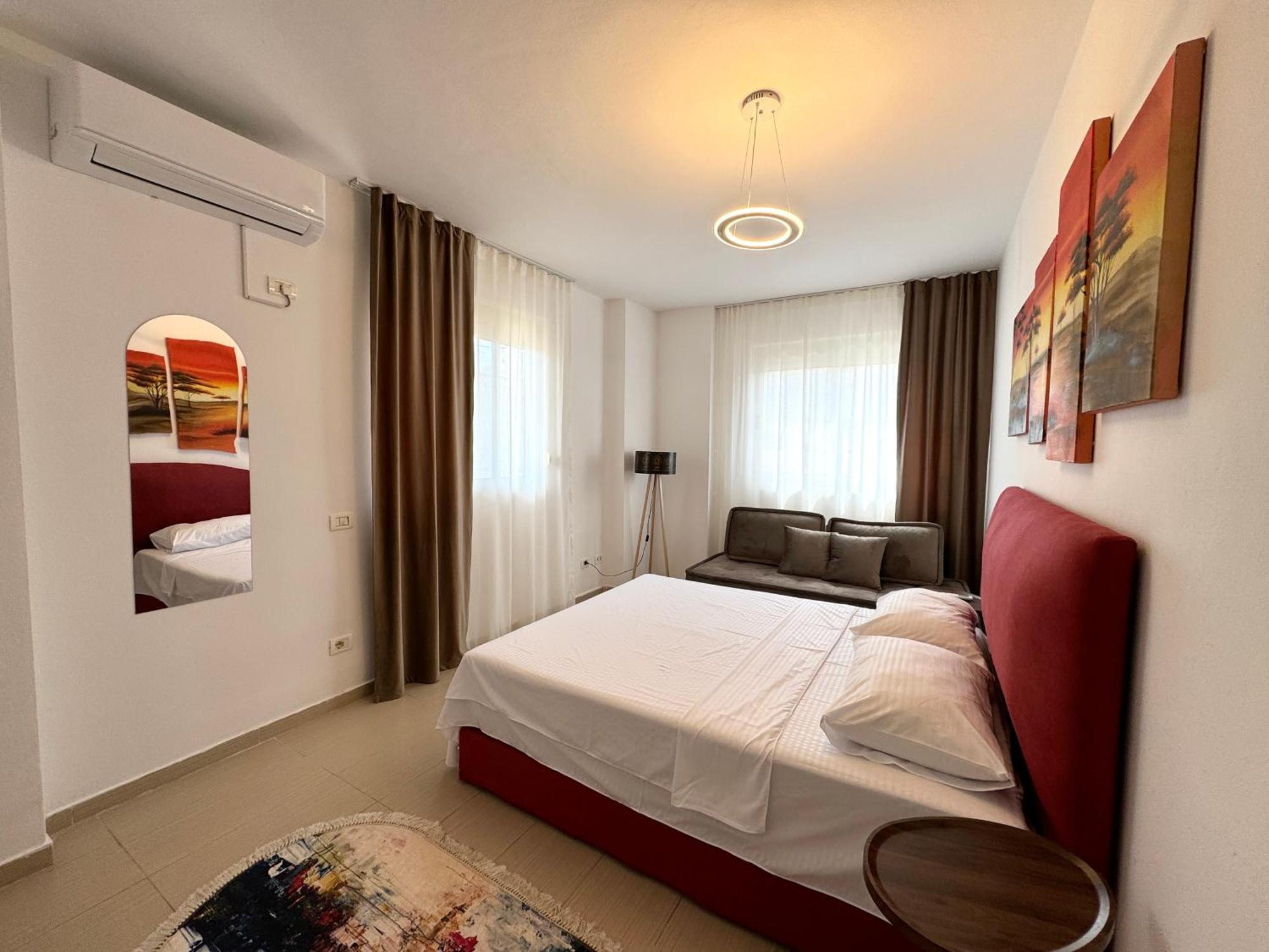 Luxury Apartments In City Center ドゥラス エクステリア 写真